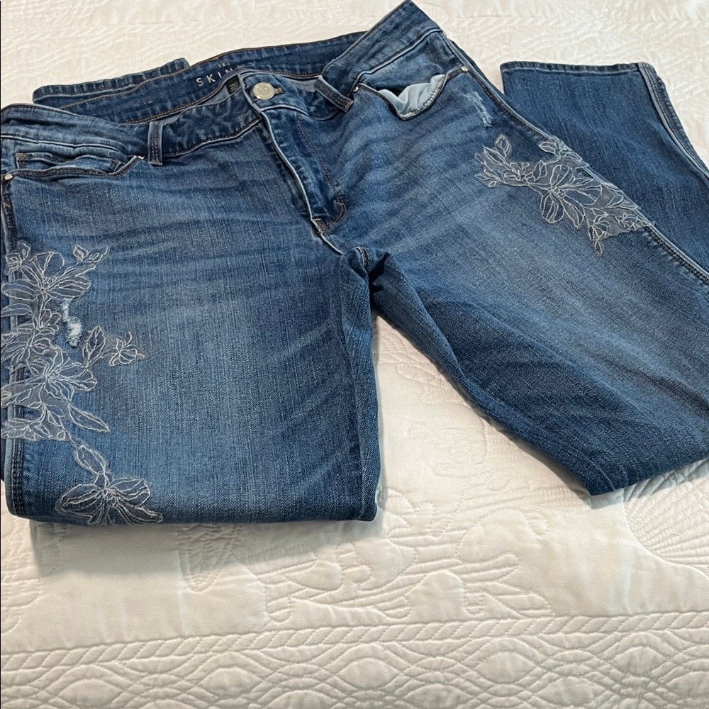 White House Black Market Embroidered Distressed Jeans